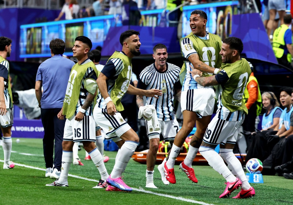(VIDEO) Kraj je kada kaže - Leo Mesi! Pričaće se o sudiji, pamtiće se epski preokret! Argentina nadoknadila 0:2!